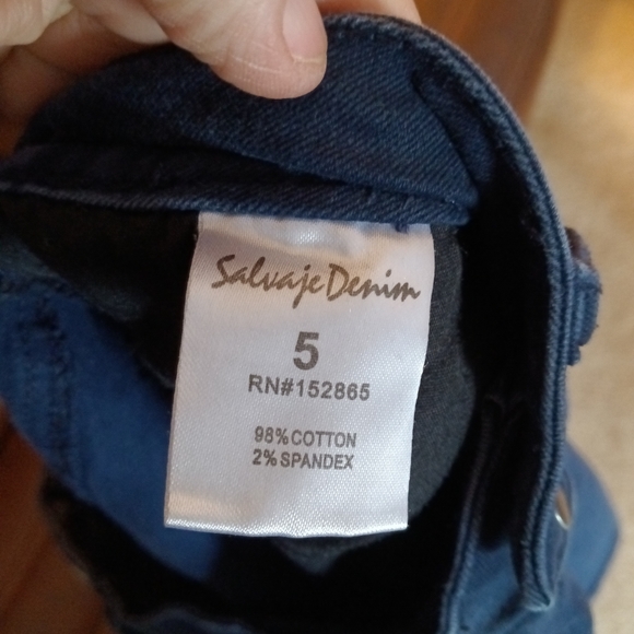 Salvage jeans size 5, 2%spandex - Picture 2 of 3